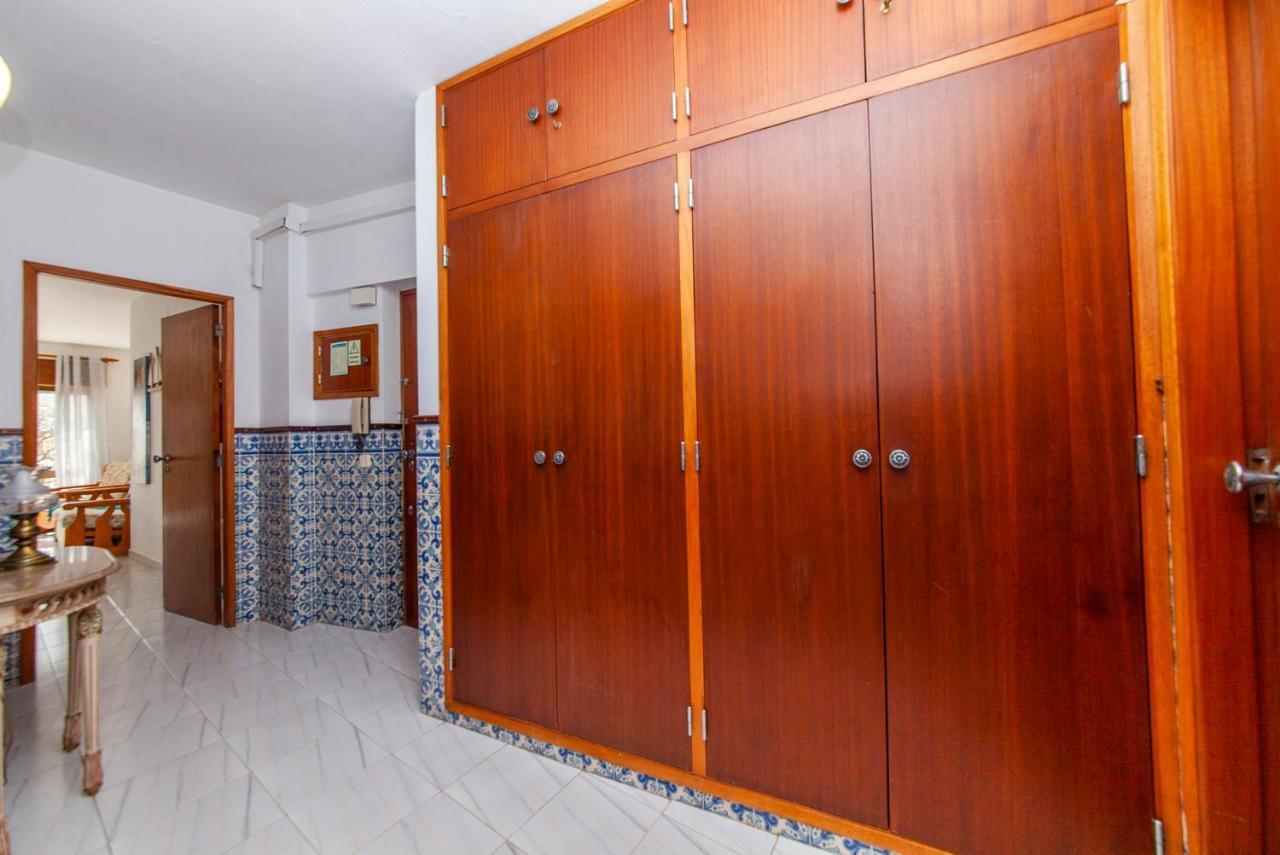B78 - Fragoso Downtown Apartment Lagos Bagian luar foto